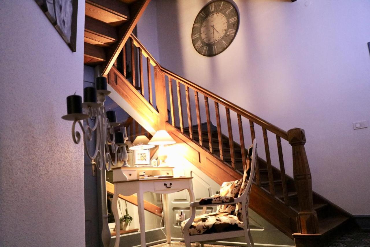 Chambres D'Hotes Les Ecrins オルベ エクステリア 写真